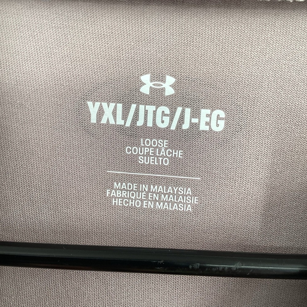 NWT Boys Under Armour Vintage Logo Short Sleeved Tee Youth XL Gray - Picture 5 of 6